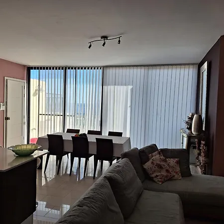Apartment Penthouse With Sea View *
